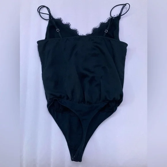 Abercrombie & Fitch Black Stain Floral Lace Sleeveless Bodysuit - Picture 10 of 10